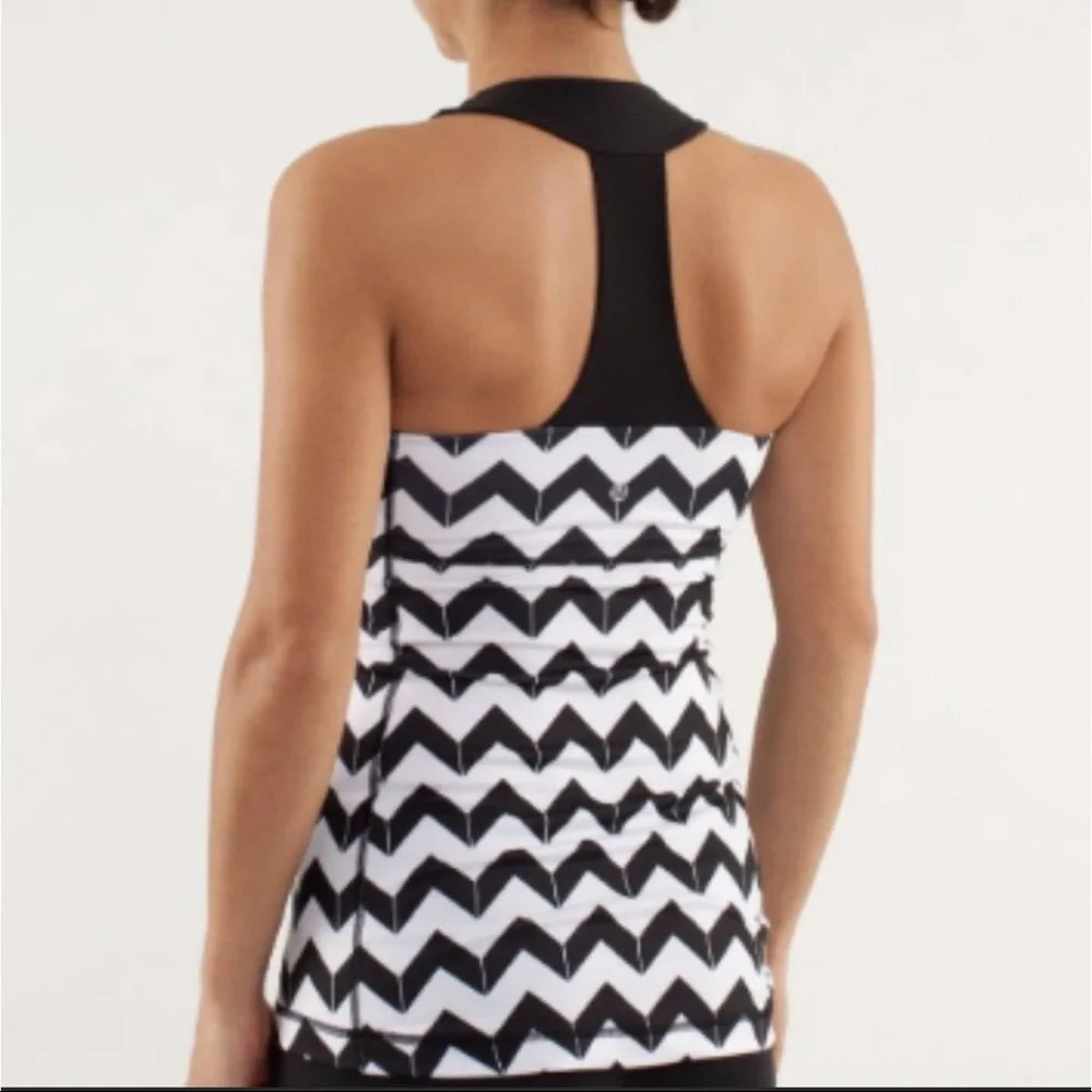Lululemon Chevron Arrow Scoop Neck Tank